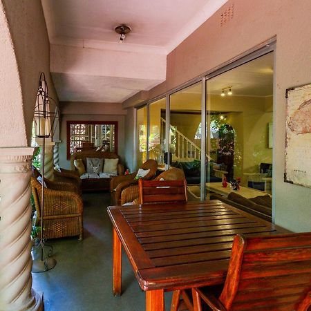 Pumleni Guesthouse Hartbeespoort Exterior photo