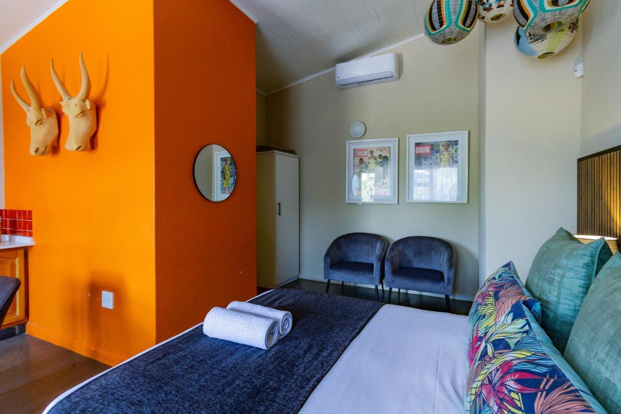 Pumleni Guesthouse Hartbeespoort Exterior photo